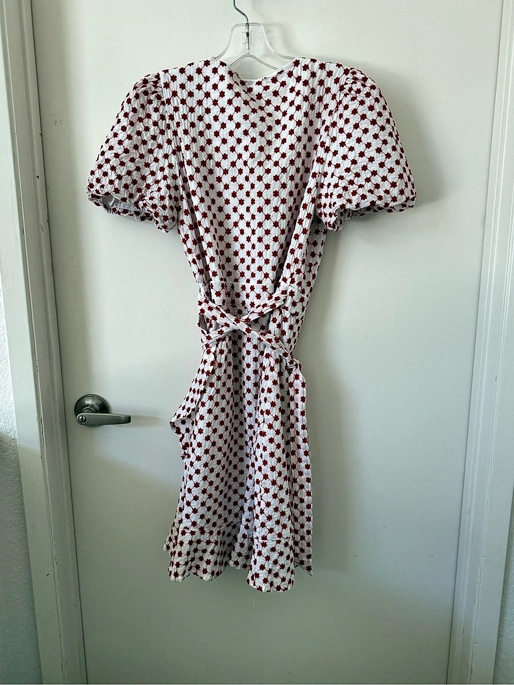 Draper James RSVP Red Floral Embroidered Wrap Dress Size M Puff Sleeve - Picture 3 of 6